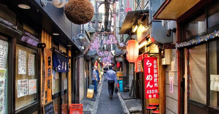 Japanese alleyway restaurant